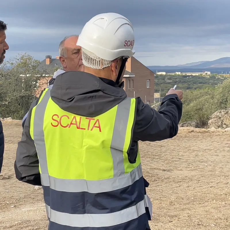 Scalta dirige la construcción simultánea de cinco viviendas en el oeste de Madrid